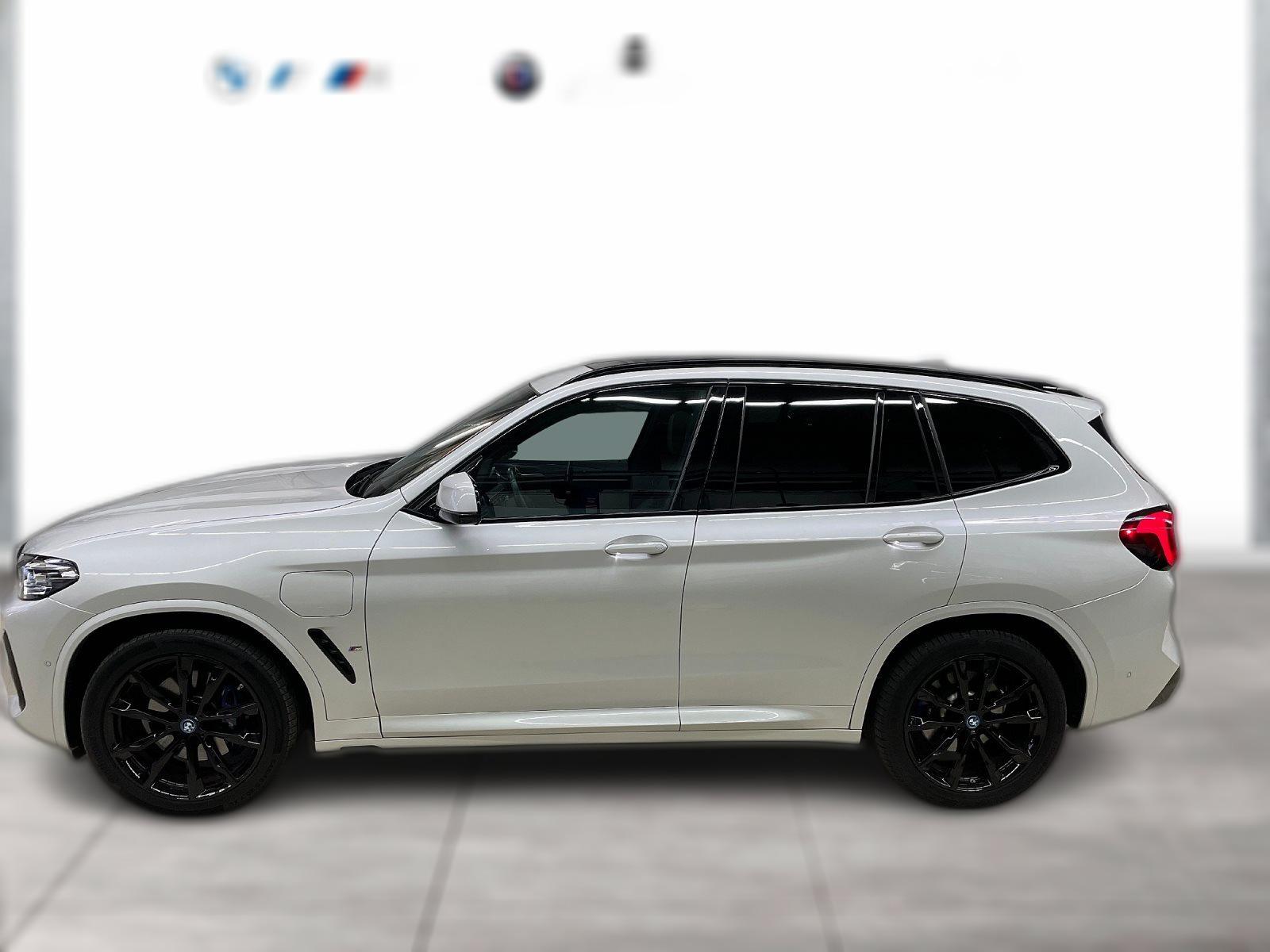 BMW X3 M SPORTPAKET HEAD-UP HIFI PANO ALU 20